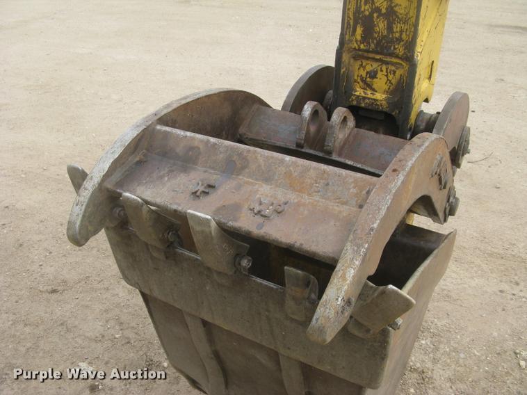 image for item L3987 1995 John Deere 710D backhoe