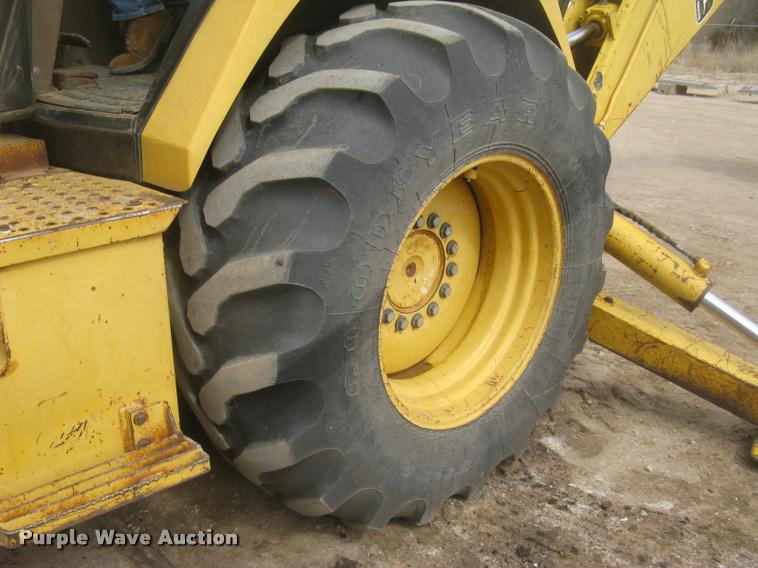 image for item L3987 1995 John Deere 710D backhoe