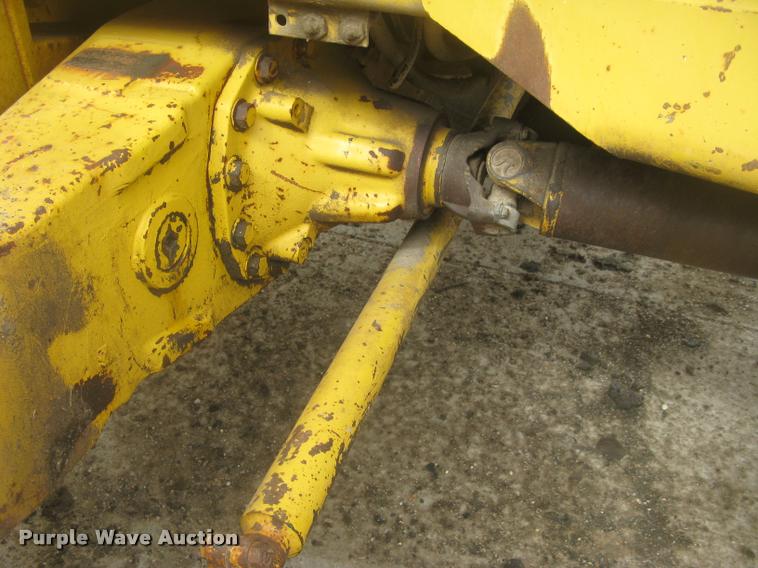 image for item L3987 1995 John Deere 710D backhoe