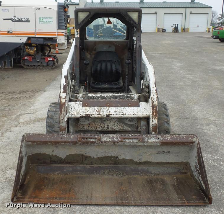image for item L4519 2004 Bobcat S160 skid steer