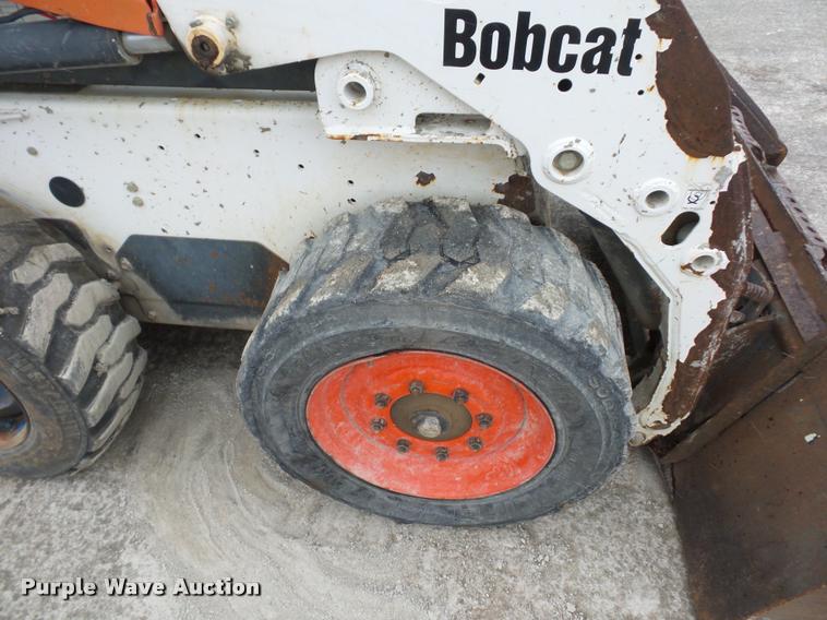 image for item L4519 2004 Bobcat S160 skid steer