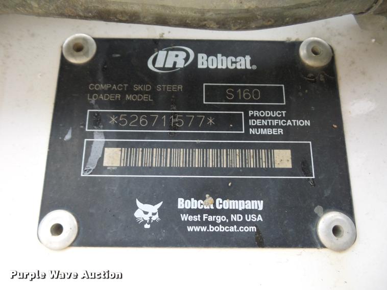 image for item L4519 2004 Bobcat S160 skid steer