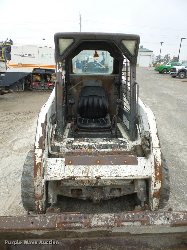 image for item L4519 2004 Bobcat S160 skid steer