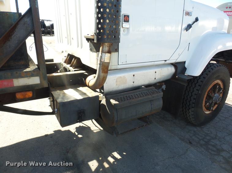 image for item L4590 1989 International F2554 flatbed truck