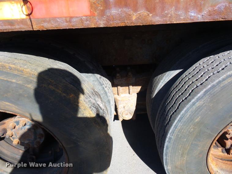 image for item L4591 1979 International flatbed truck