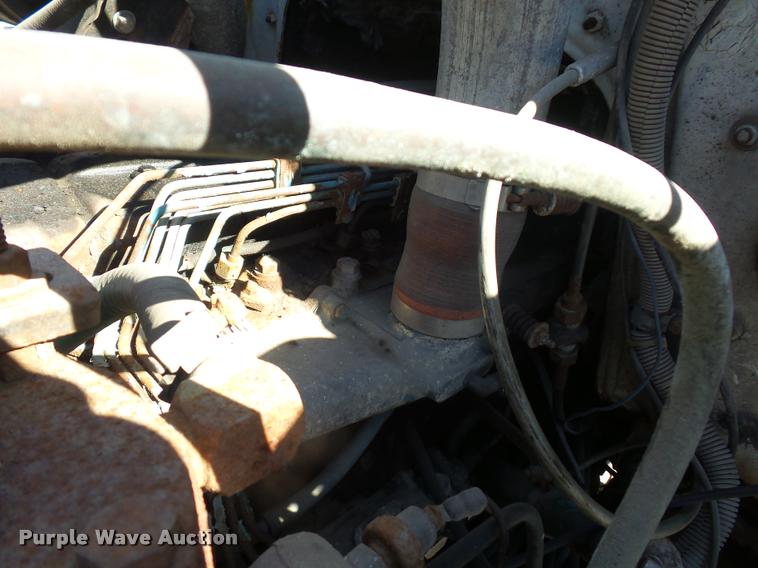 image for item L4591 1979 International flatbed truck