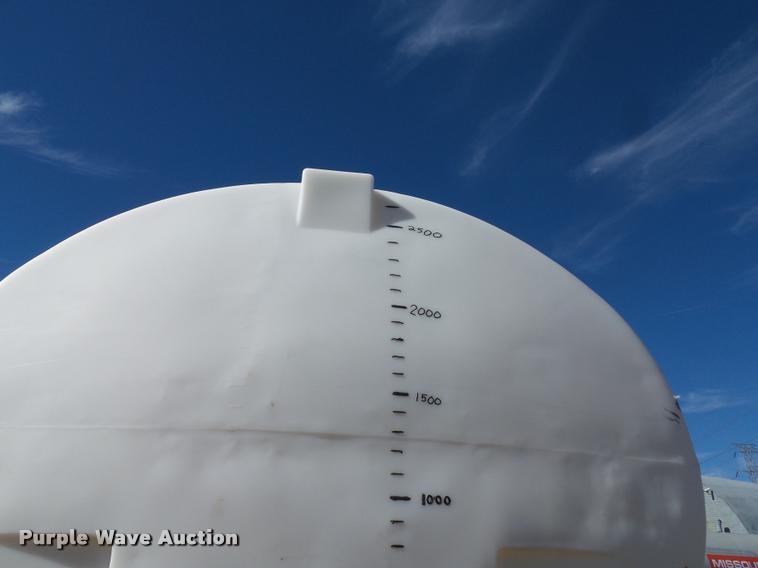 image for item L4591 1979 International flatbed truck