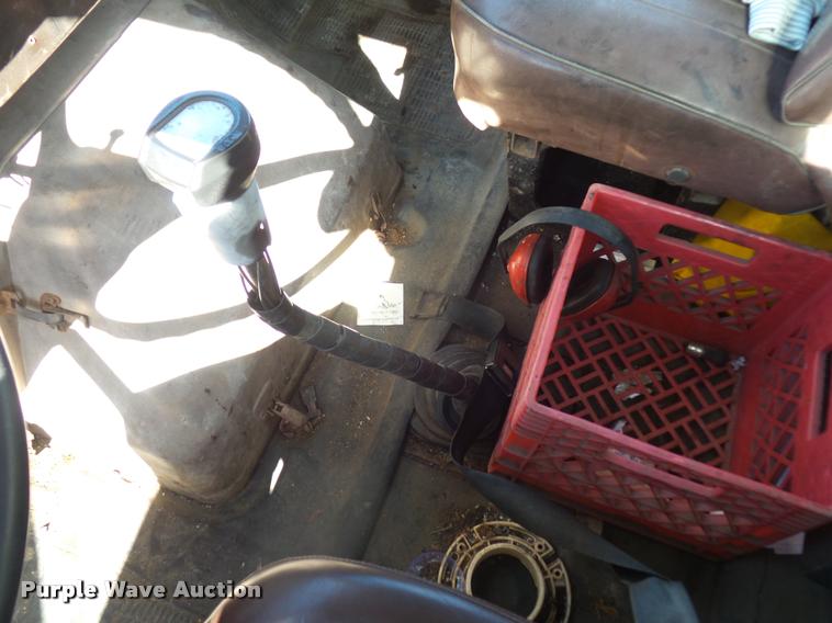 image for item L4591 1979 International flatbed truck