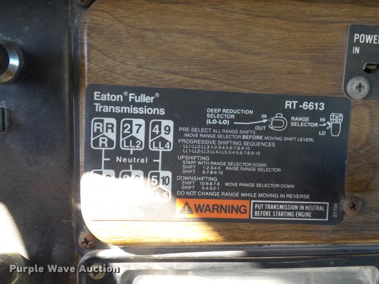 image for item L4591 1979 International flatbed truck