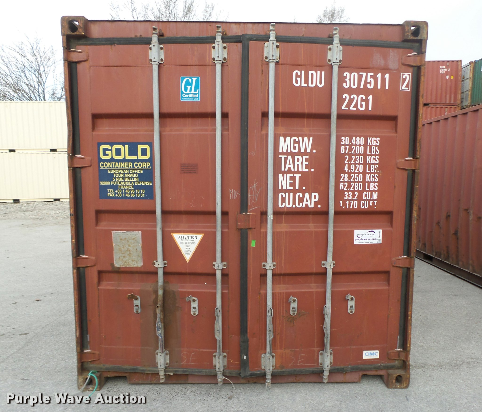 2004 Gold container in Fremont, NE Item DA0607 sold Purple Wave