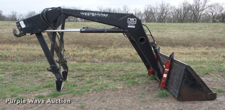 image for item AG9007 Westendorf TA28 tractor loader