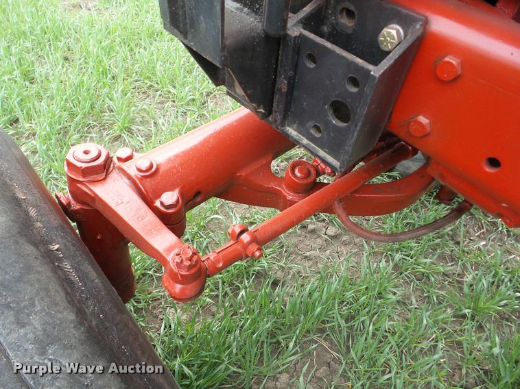 image for item AG9008 International 1586 tractor