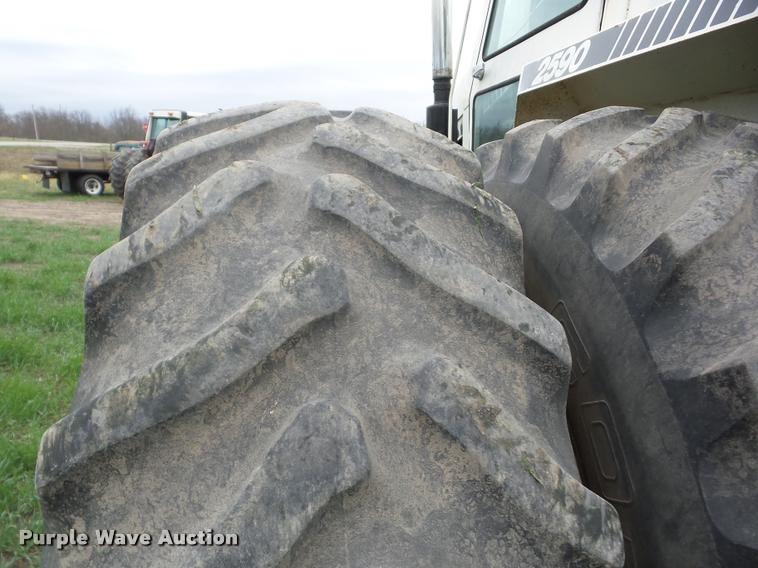 image for item AG9009 1979 Case 2590 tractor