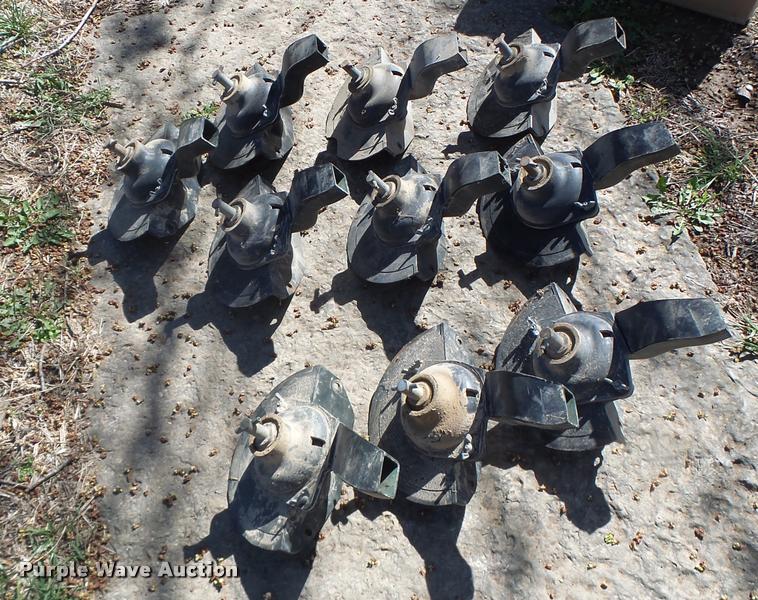 image for item AW9563 (10) soybean meters