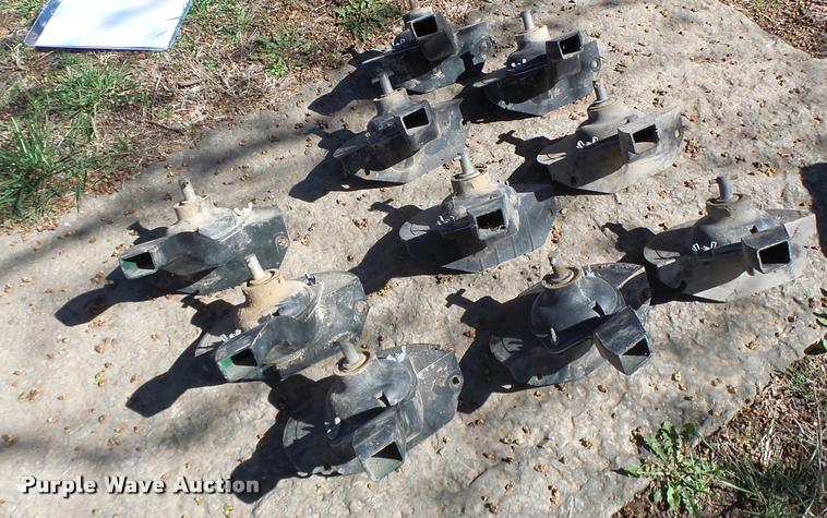 image for item AW9563 (10) soybean meters