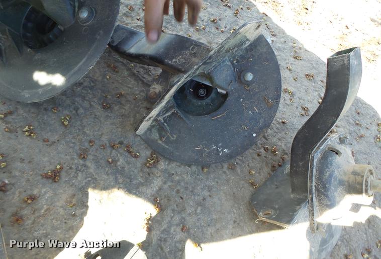 image for item AW9563 (10) soybean meters