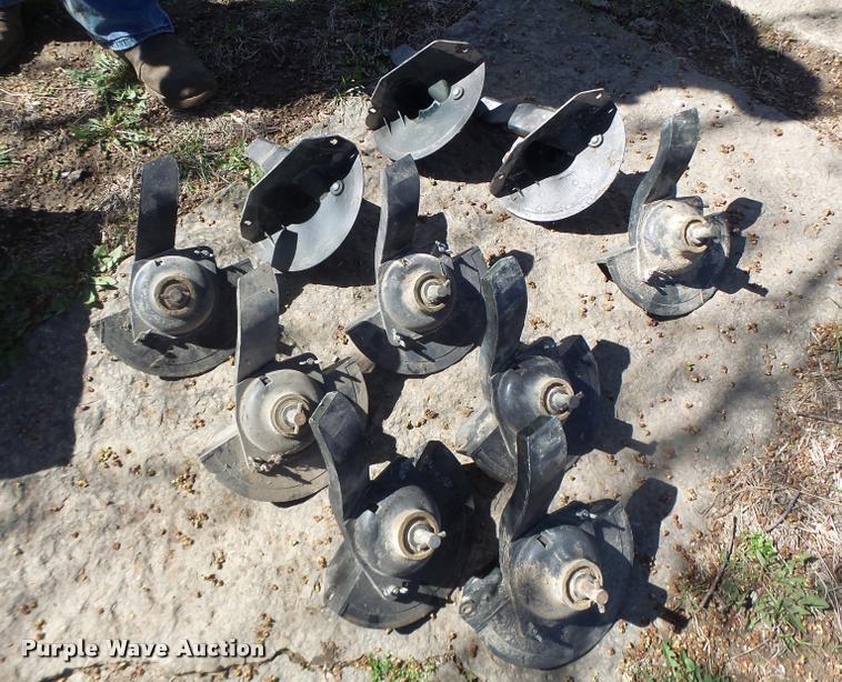 image for item AW9563 (10) soybean meters