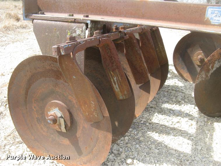 image for item AX9300 Ford 202 disk harrow