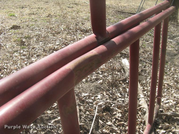 image for item AX9303 (16) Midwest livestock panels