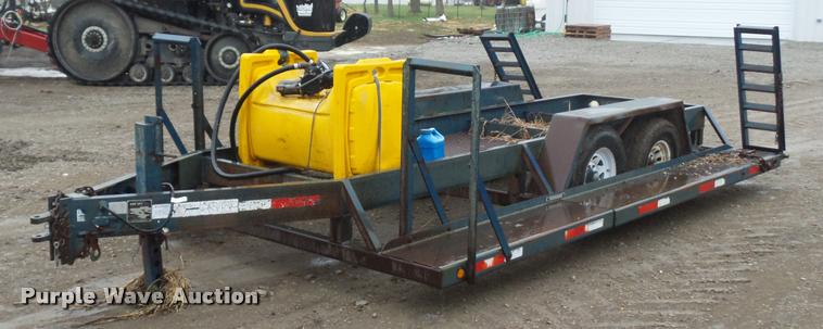 image for item BH9267 1997 Duo Lift sprayer trailer