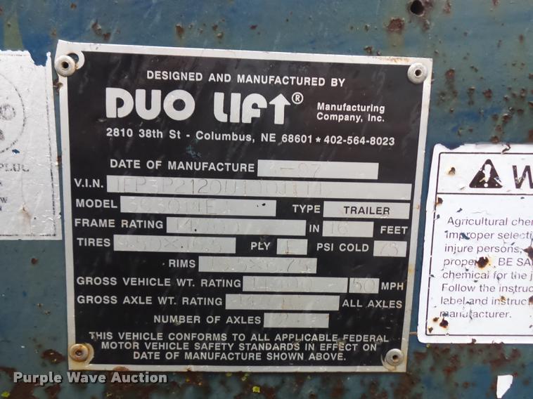 image for item BH9267 1997 Duo Lift sprayer trailer