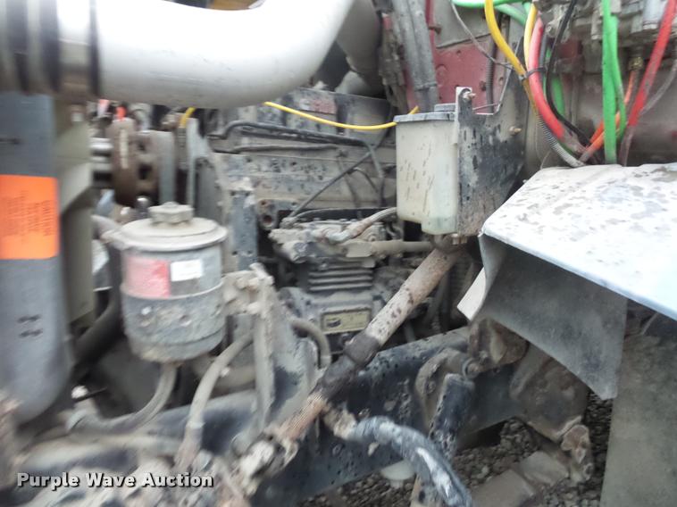 image for item BH9268 1995 Ford L9000 seed tender truck