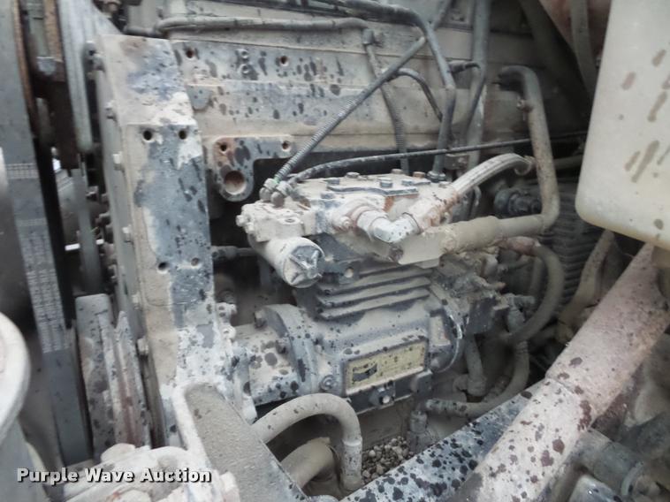 image for item BH9268 1995 Ford L9000 seed tender truck