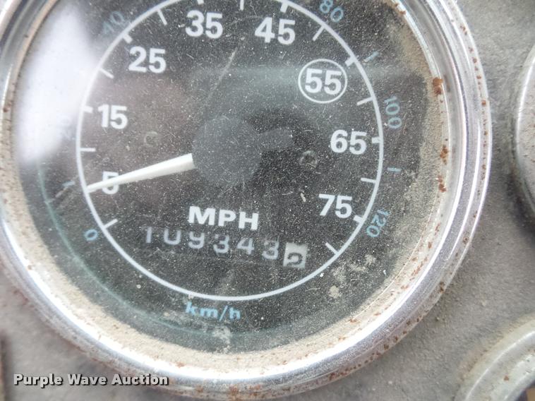 image for item BH9268 1995 Ford L9000 seed tender truck