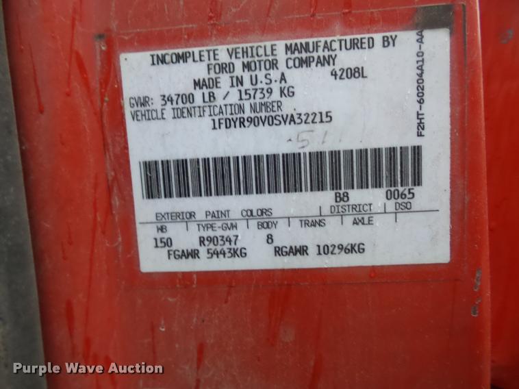 image for item BH9268 1995 Ford L9000 seed tender truck