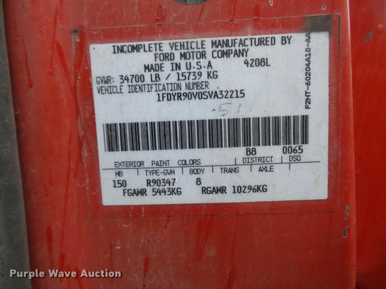 image for item BH9268 1995 Ford L9000 seed tender truck