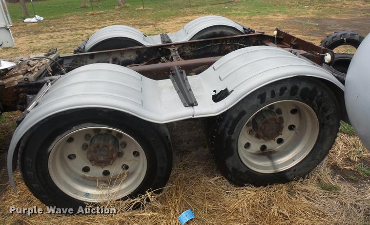 image for item BH9270 1993 Freightliner FLD semi truck