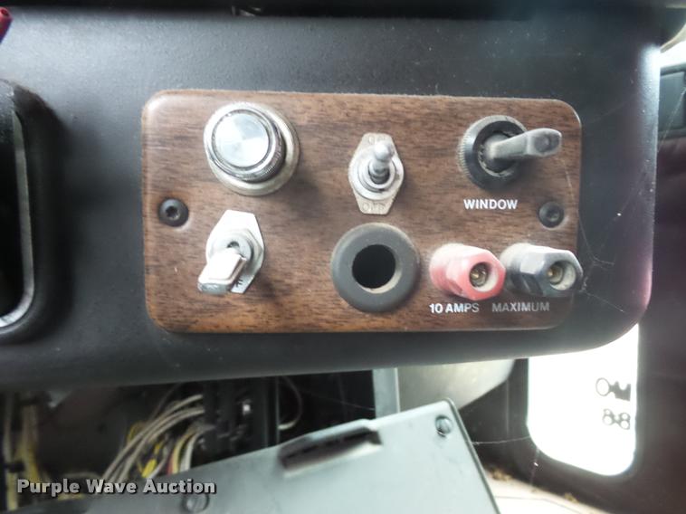 image for item BH9270 1993 Freightliner FLD semi truck