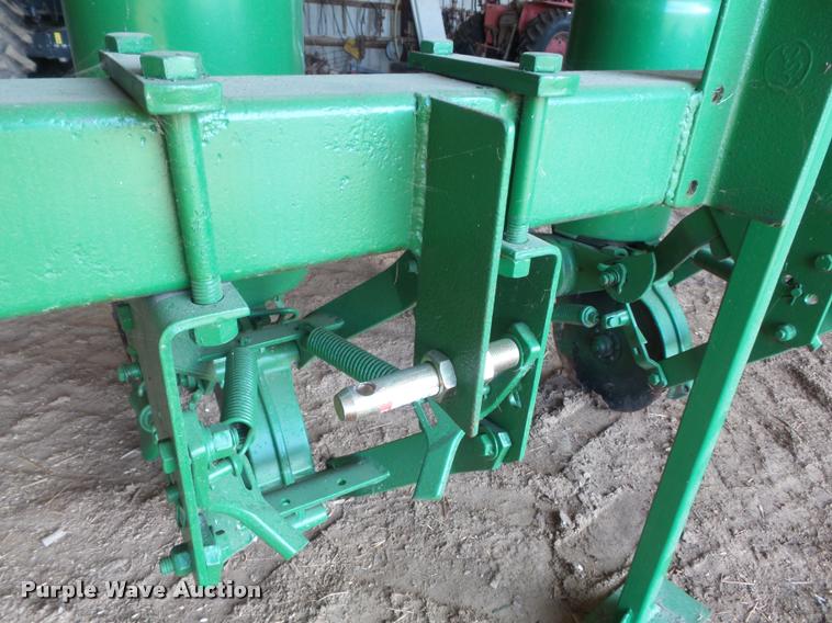 image for item CC9540 John Deere 71 planter