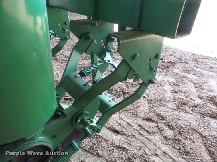 image for item CC9540 John Deere 71 planter