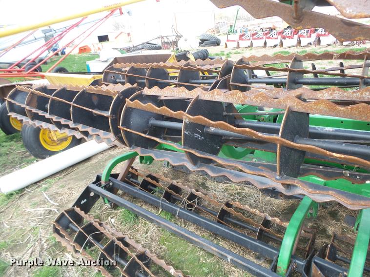 image for item DA0641 Unverferth 220 rolling harrow