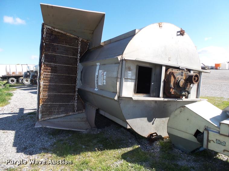 image for item DA2605 Adams seed blender tank with conveyor