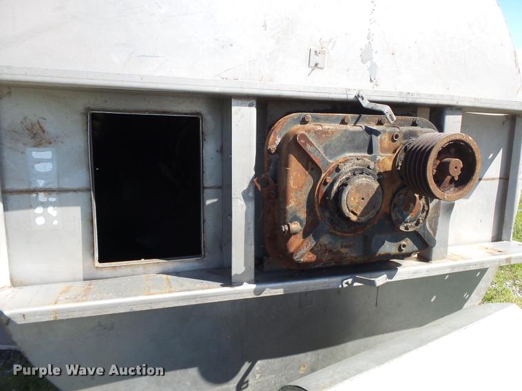 image for item DA2605 Adams seed blender tank with conveyor