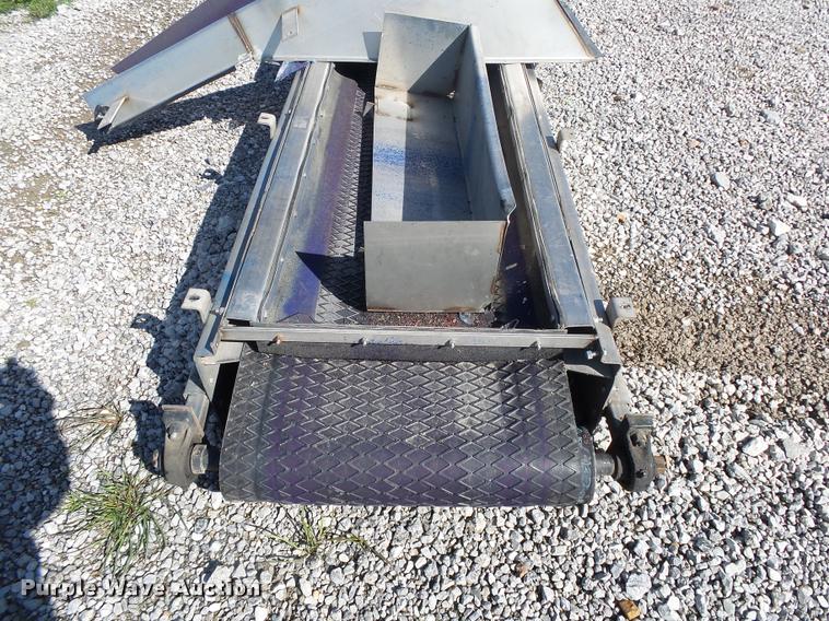 image for item DA2605 Adams seed blender tank with conveyor