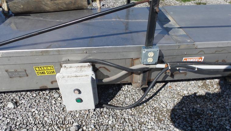 image for item DA2605 Adams seed blender tank with conveyor