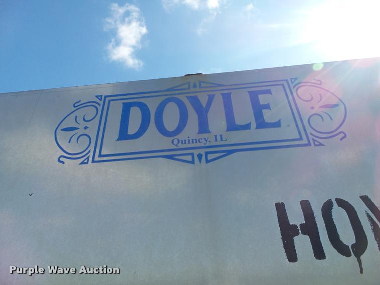 image for item DA2606 Doyle stainless steel fertilizer spreader