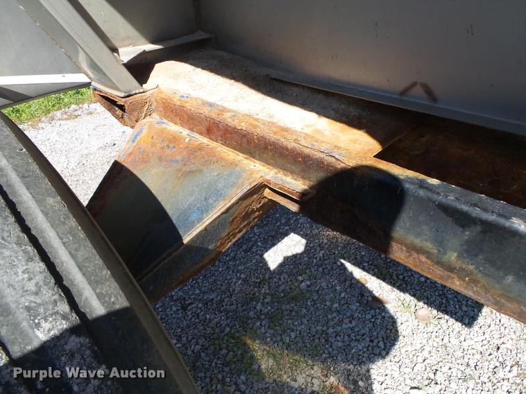 image for item DA2607 Doyle stainless steel fertilizer spreader