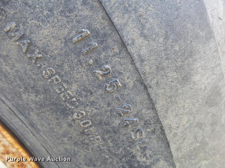 image for item DA2608 Doyle stainless steel fertilizer spreader