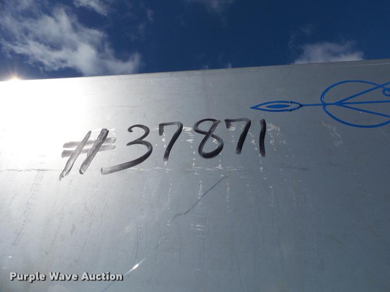 image for item DA2608 Doyle stainless steel fertilizer spreader