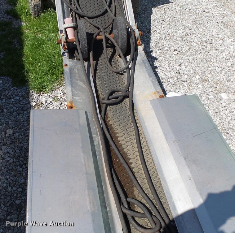 image for item DA2619 Stainless steel belly dump conveyor