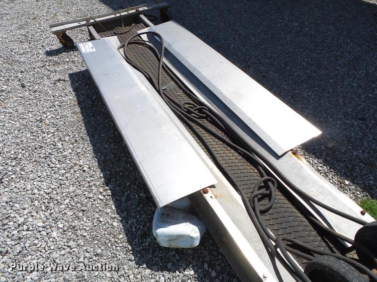 image for item DA2619 Stainless steel belly dump conveyor