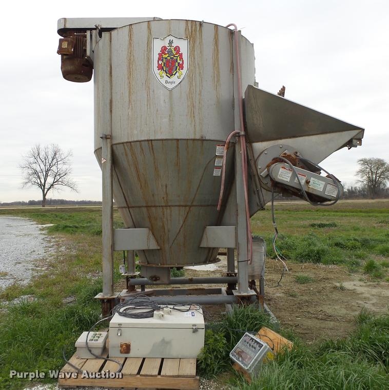 image for item DA2622 Doyle stainless steel seed blender bin