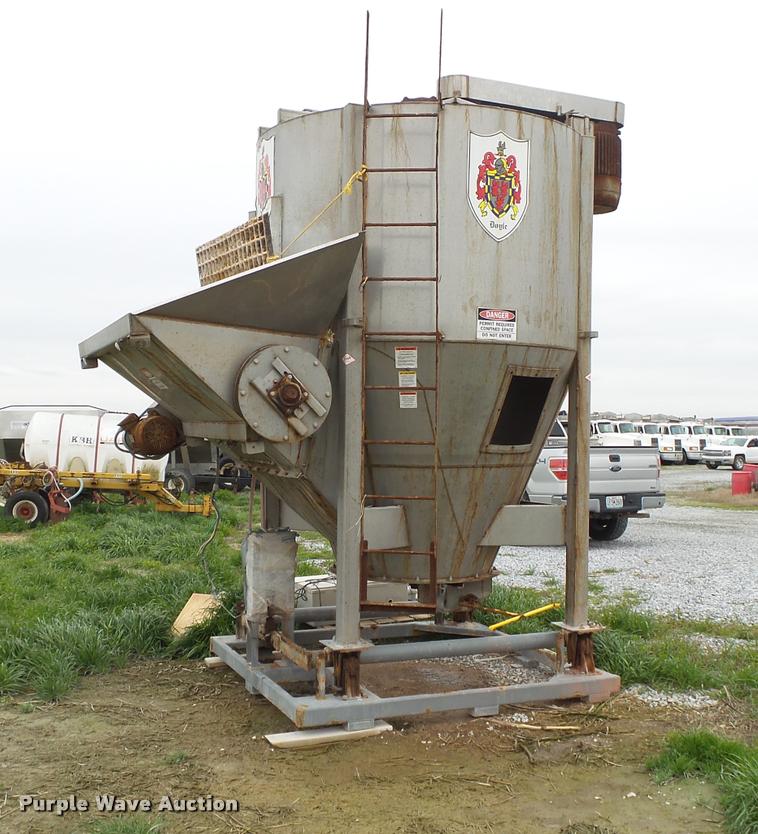 image for item DA2622 Doyle stainless steel seed blender bin