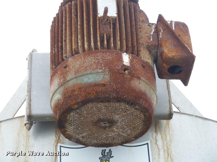 image for item DA2622 Doyle stainless steel seed blender bin