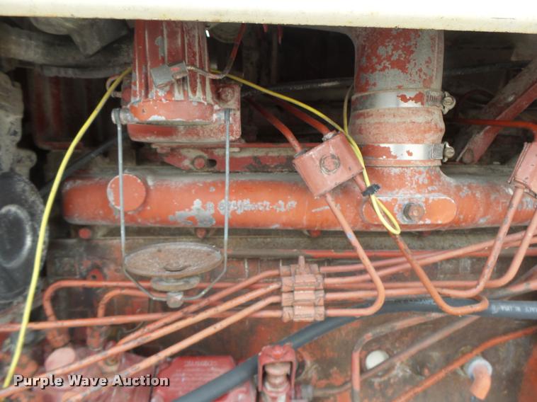 image for item DA3370 International 1066 tractor