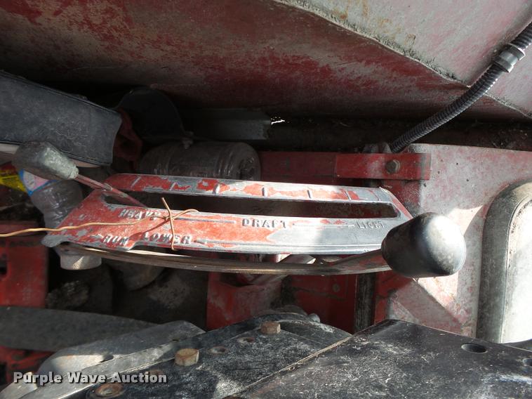 image for item DA3370 International 1066 tractor